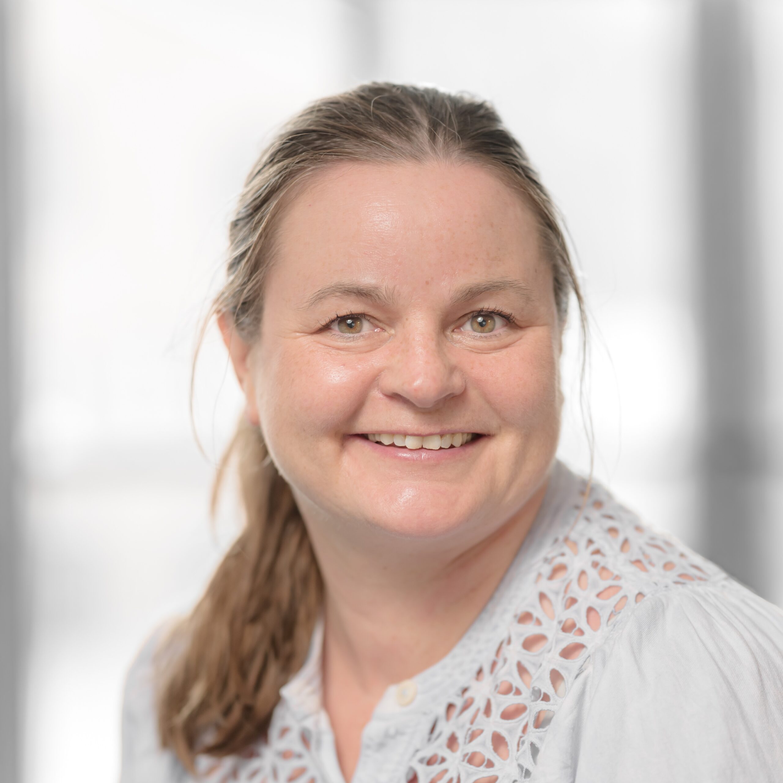 ELISABETH TVEITERÅS GREEN